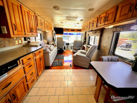 2000 Holiday Rambler Endeavor 38WDS RV Photo 2