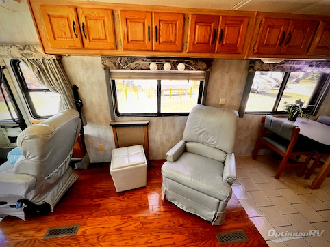 2000 Holiday Rambler Endeavor 38WDS RV Photo 3