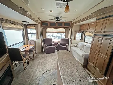 2013 Heartland Bighorn 3070RL RV Photo 2