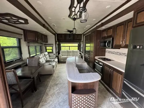 2020 Heartland Landmark 365 Newport RV Photo 2