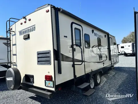 2016 Winnebago Towables Minnie 2401RG RV Photo 2