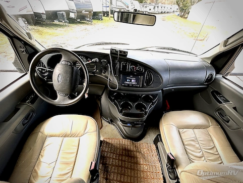 2007 Fleetwood Jamboree GT 30U RV Photo 2