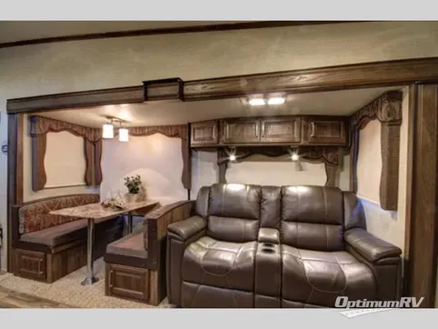 2017 Keystone Cougar 336BHS RV Photo 4