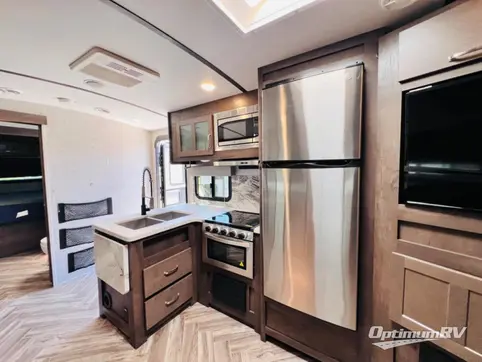 2021 Dutchmen Astoria 2903BH RV Photo 3