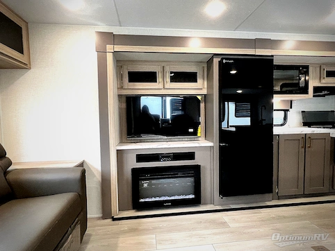 2025 KZ Sportsmen SE 303QBSE RV Photo 2