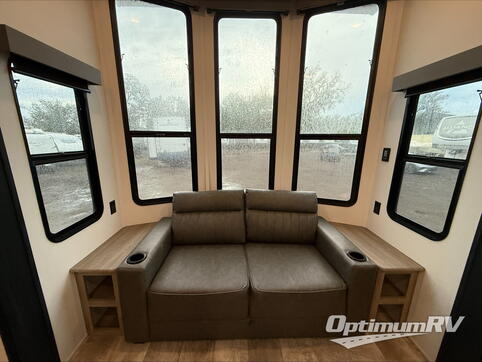 2025 Palomino Puma Destination 402LFT RV Photo 2
