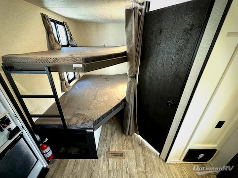 2025 Venture Sienna SA271VBH RV Photo 4