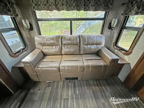 2016 Highland Ridge Open Range 3X 379RLS RV Photo 3