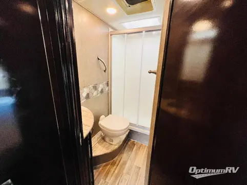 2018 Thor Quantum RC25 RV Photo 4