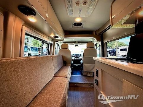 2022 Thor Rize 18M RV Photo 3