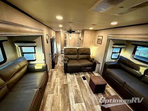 2022 Forest River Sandpiper Luxury 391FLRB RV Photo 2