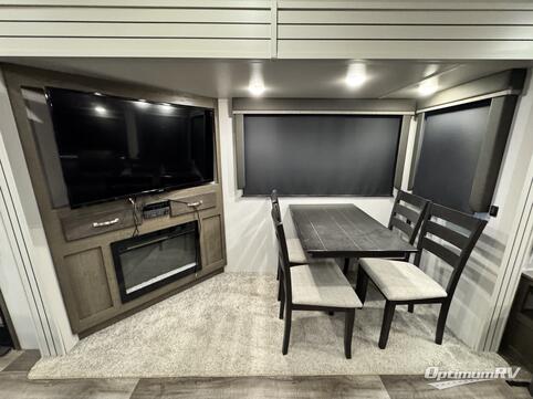 2020 Keystone Cougar Half-Ton 27SGS RV Photo 3