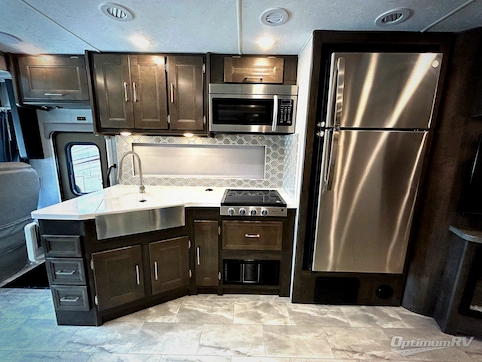 2023 Coachmen Encore 325SS RV Photo 2
