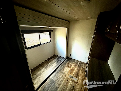 2022 Keystone Cougar 368MBI RV Photo 4