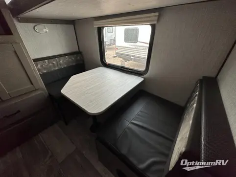 2021 Heartland North Trail 31QUBH RV Photo 3