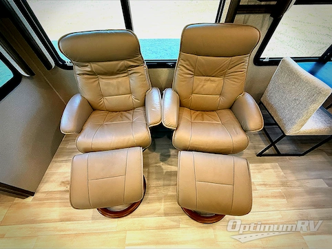2021 Grand Design Solitude 345GK-R RV Photo 2