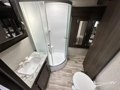 2018 Keystone Springdale 253FWRE RV Photo 4