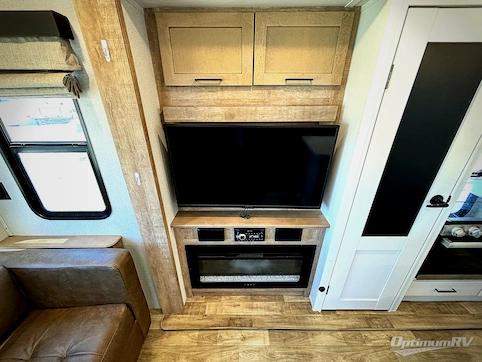 2022 Keystone Arcadia 377RL RV Photo 3