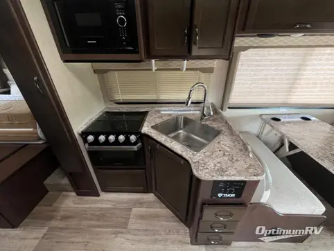 2019 Thor FREEDOM ELITE 26HE RV Photo 4
