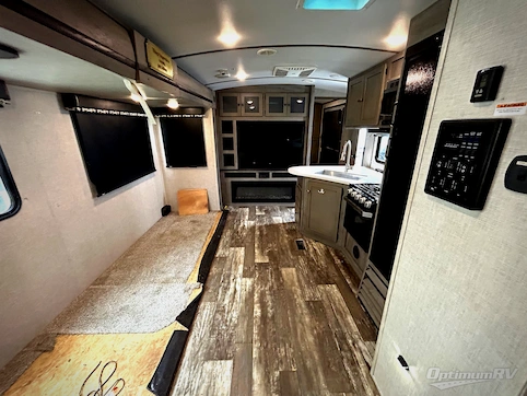 2019 Keystone Outback 324CG RV Photo 2
