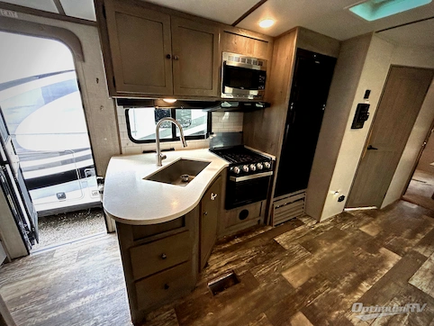 2019 Keystone Outback 324CG RV Photo 3