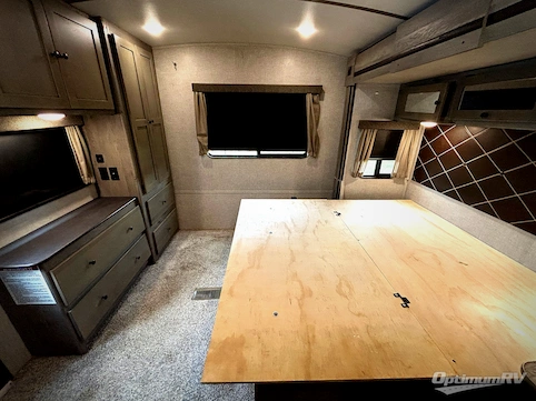 2019 Keystone Outback 324CG RV Photo 4