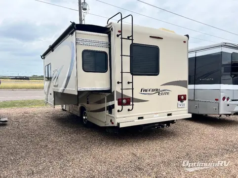 2019 Thor FREEDOM ELITE 24HE RV Photo 3