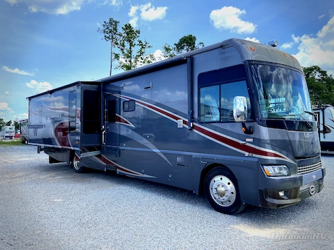 Used 2007 Winnebago Adventurer 38T Featured Photo
