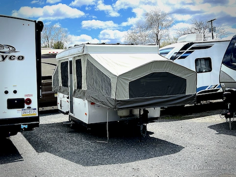 Used 2016 Forest River Flagstaff MACLTD Series 227 Featured Photo