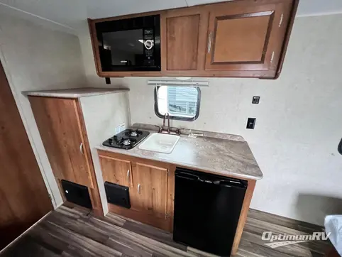 2017 Gulf Stream Ameri Lite Super Lite 188 RB RV Photo 4