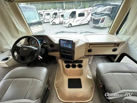 2021 Thor Windsport 35M RV Photo 2