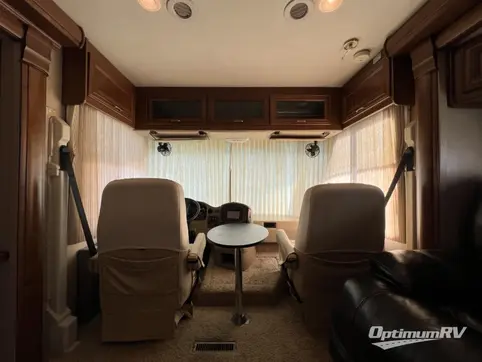 2011 Thor Challenger 37KT RV Photo 2