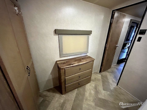 2022 Palomino SolAire Ultra Lite 304RKDS RV Photo 3