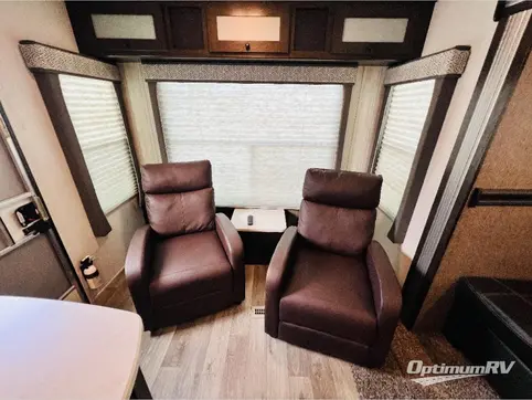 2020 Heartland Pioneer RL 250 RV Photo 3