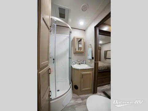 2017 Highland Ridge Open Range Light LF295FBH RV Photo 4