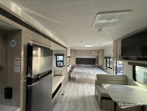 2025 East To West Della Terra 221ML RV Photo 3