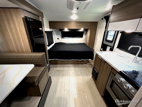 2025 Venture Sonic Lite SL169VMK RV Photo 2