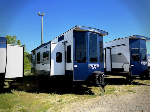 New 2025 Palomino Puma Destination 402LFT Featured Photo