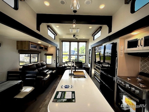 New 2025 Palomino Puma Destination 401RLFT Featured Photo