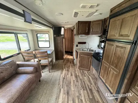 2016 Keystone Cougar Half-Ton Series 26RBIWE RV Photo 3