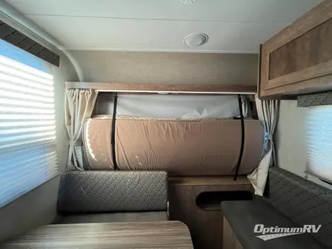 2017 Starcraft Launch Mini 16RB RV Photo 3