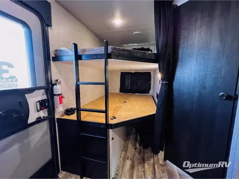 2023 Starcraft Super Lite 241BH RV Photo 2