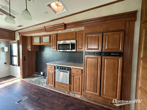 2015 Redwood Redwood 36RL RV Photo 3