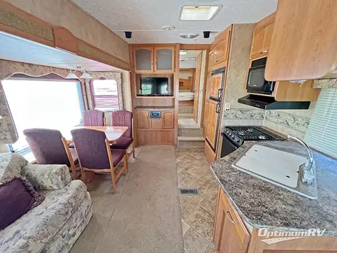2007 Keystone Cougar 276 RLS RV Photo 2