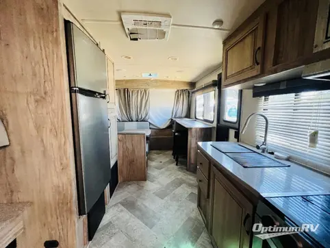 2021 Palomino SolAire 185X RV Photo 2