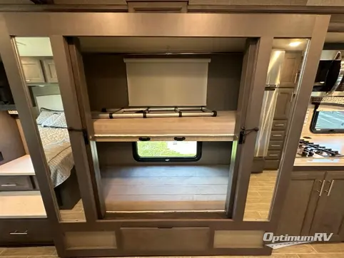 2022 Thor Omni RS36 RV Photo 3