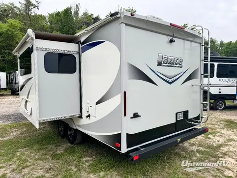 2019 Lance Lance Travel Trailers 1995 RV Photo 2
