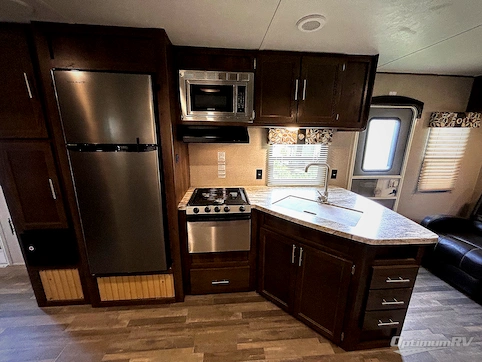 2018 Shasta Revere 27RL RV Photo 2