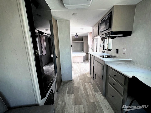 2025 Coachmen Clipper 5K Series 242MK RV Photo 2