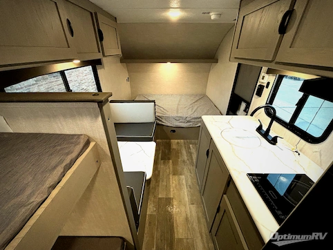 2025 Coachmen Clipper Cadet 17CFQ RV Photo 3